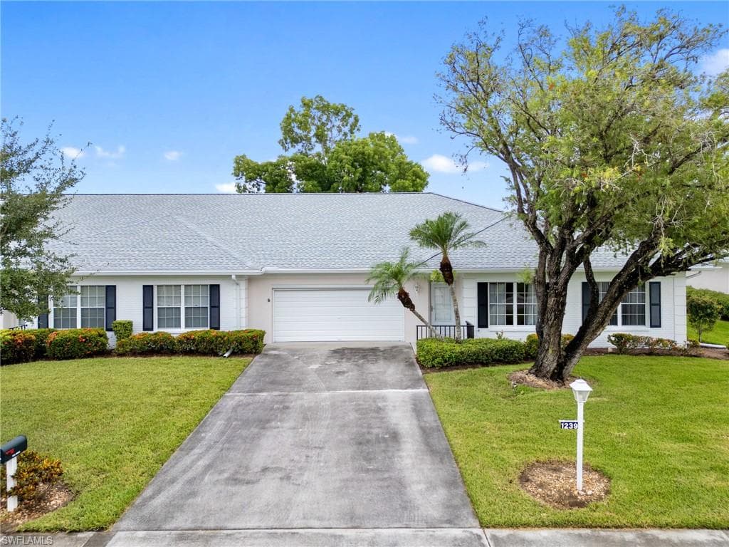 1239 Broadwater DR FORT MYERS, FL 33919