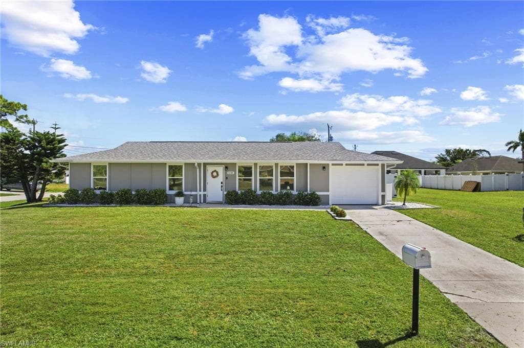 2135 SW 3rd PL CAPE CORAL, FL 33991
