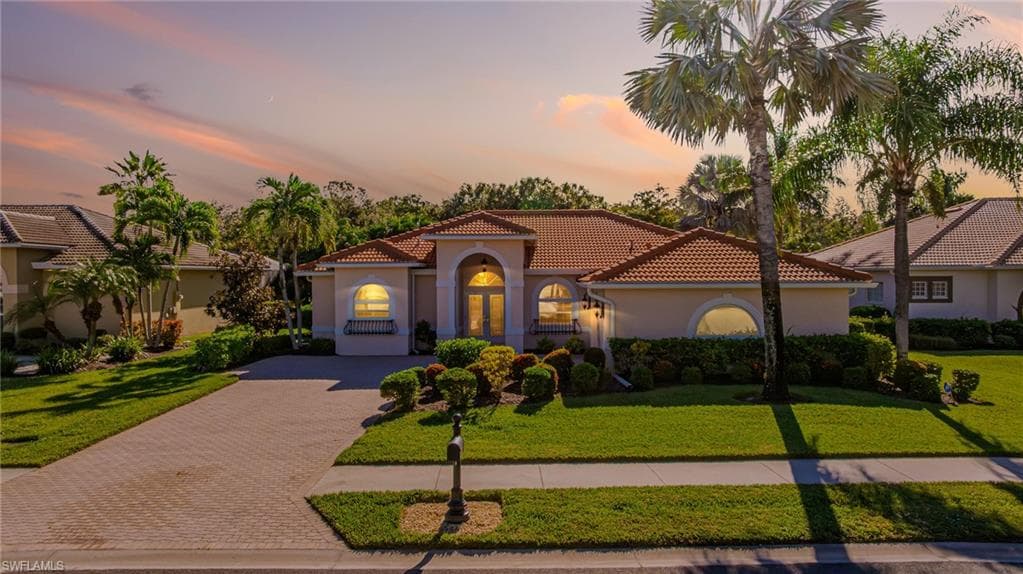 10519 Wine Palm RD FORT MYERS, FL 33966