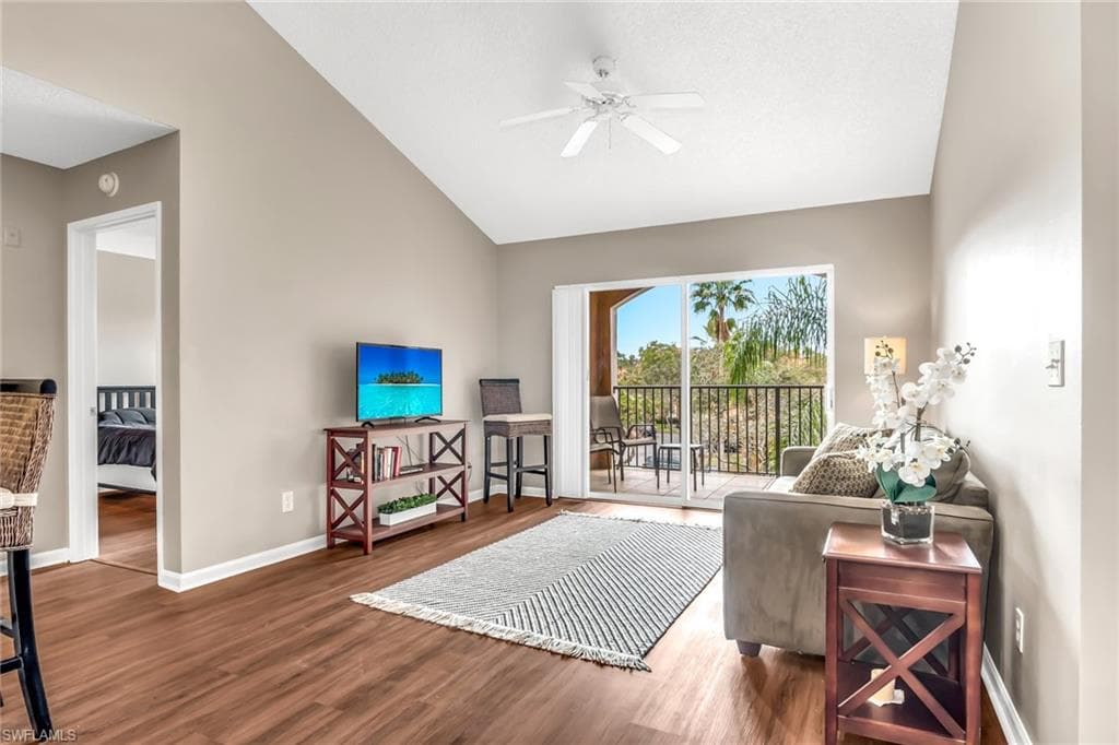 1250 Wildwood Lakes BLVD 305 NAPLES, FL 34104