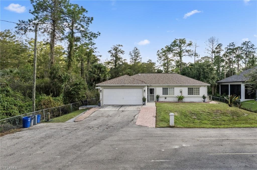3340 41st AVE NE NAPLES, FL 34120