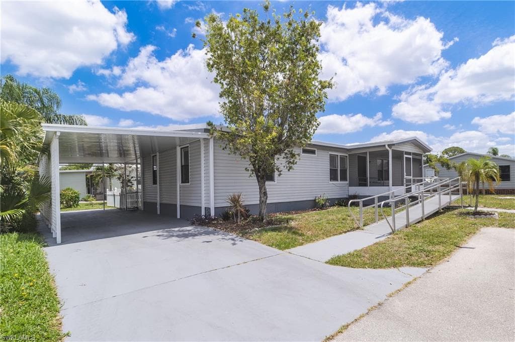 5370 Countryfield CIR FORT MYERS, FL 33905