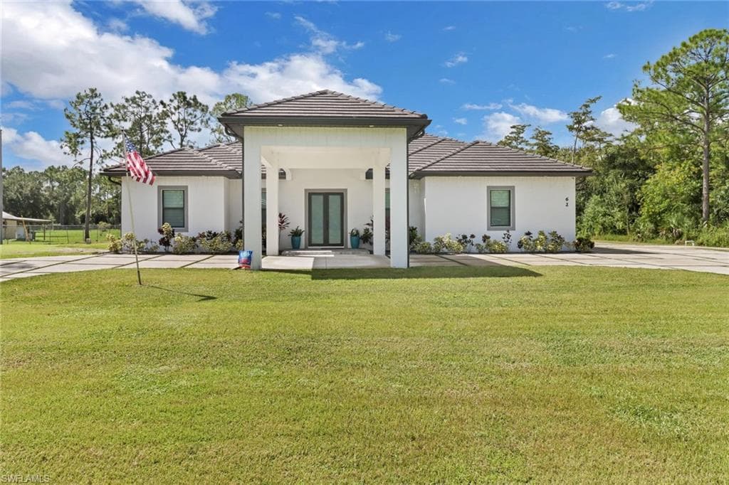 62 35th AVE NE NAPLES, FL 34120