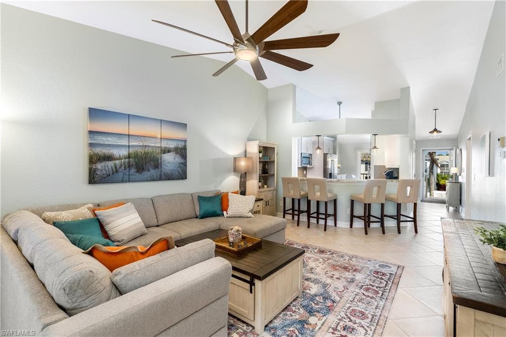 829 Tanbark DR 202 NAPLES, FL 34108