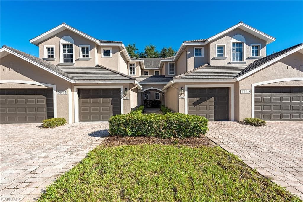 7115 Wild Forest CT 201 NAPLES, FL 34109