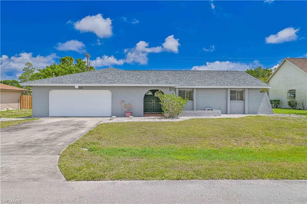 3819 SE 2nd AVE CAPE CORAL, FL 33904