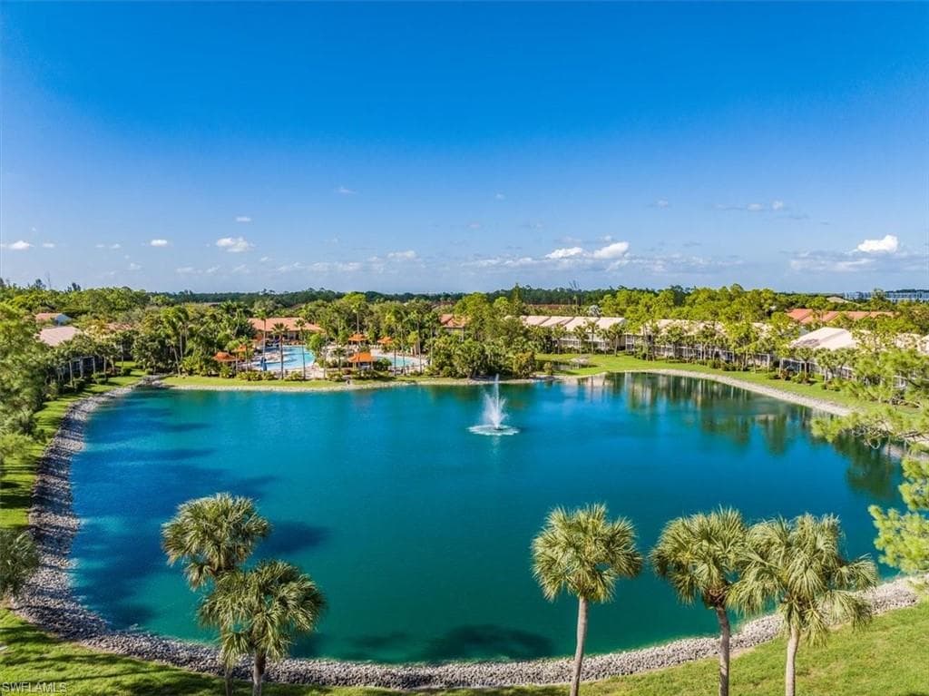 2324 Hidden Lake DR 609 NAPLES, FL 34112
