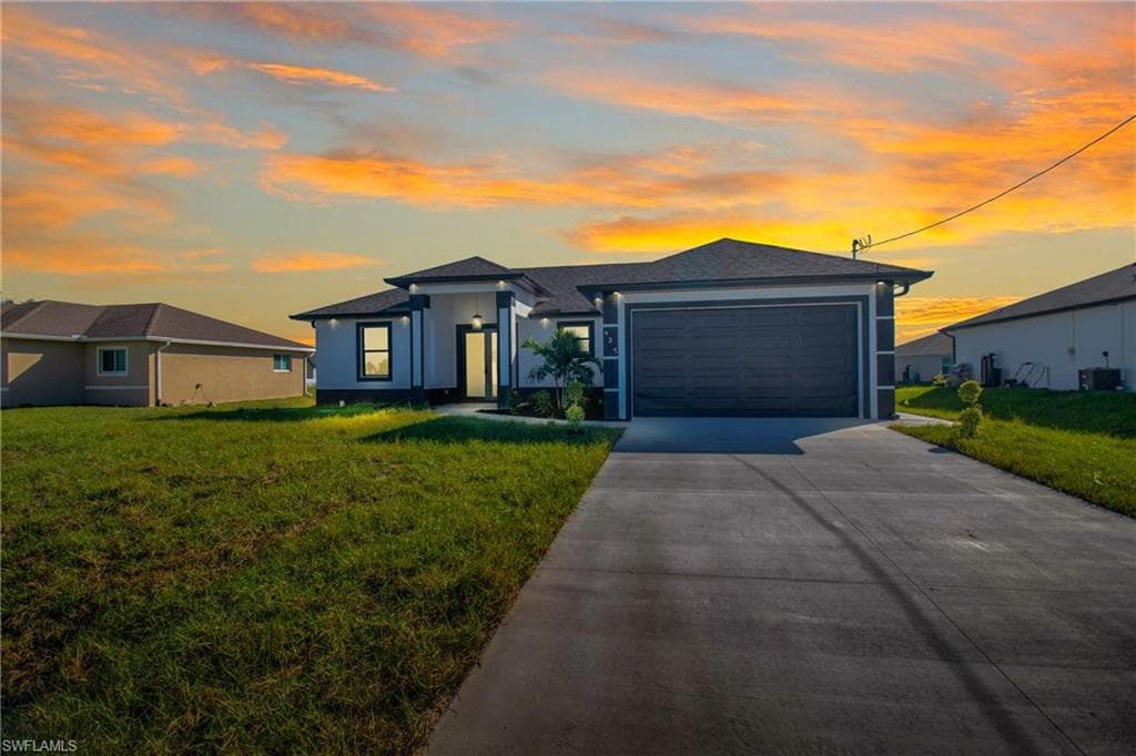 427 Petite AVE LEHIGH ACRES, FL 33974