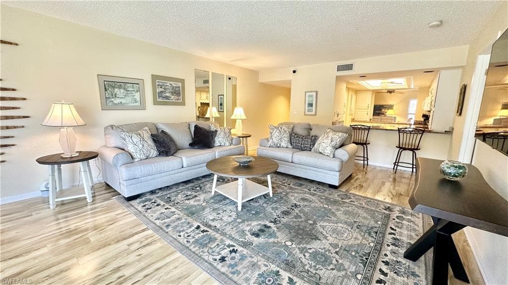 6979 Winkler RD 117 FORT MYERS, FL 33919