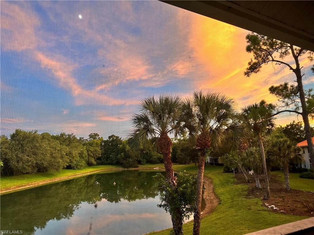 321 Robin Hood CIR 201 NAPLES, FL 34104