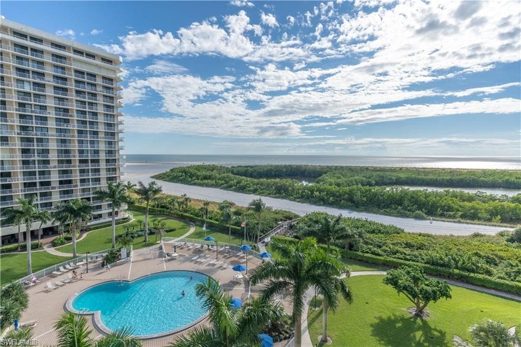 440 Seaview CT 805 MARCO ISLAND, FL 34145