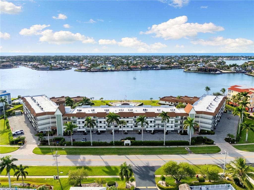 730 Elkcam CIR 210 MARCO ISLAND, FL 34145