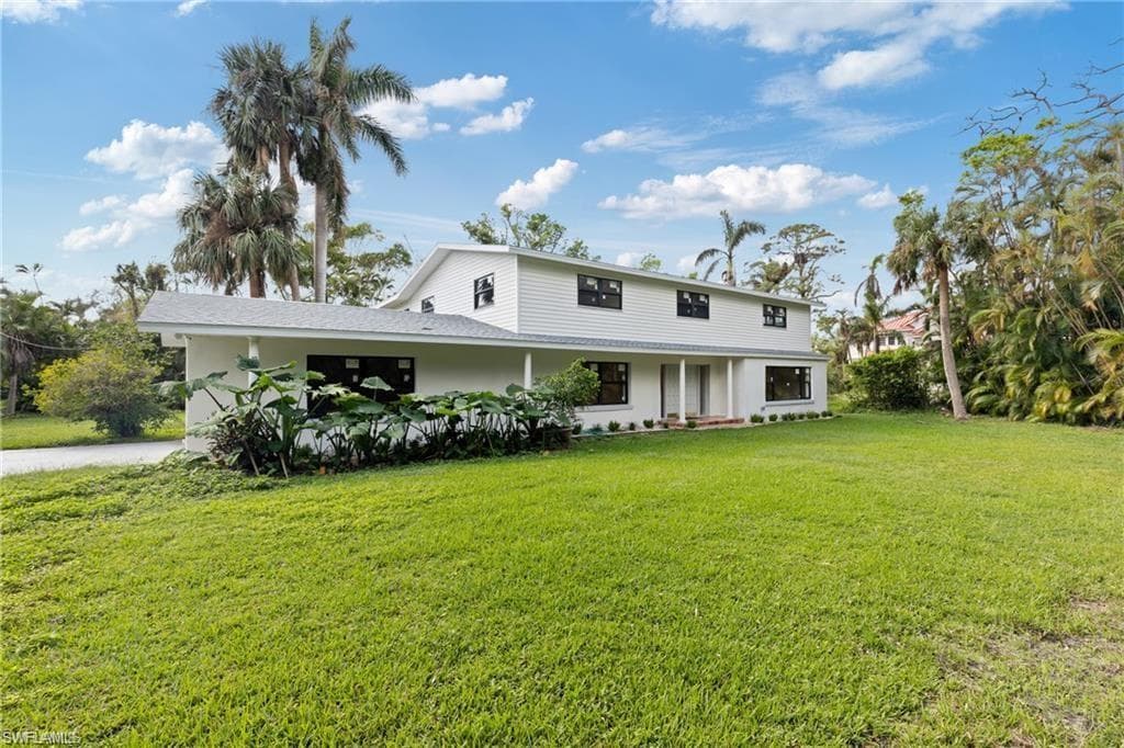 8531 Yorkshire LN FORT MYERS, FL 33919