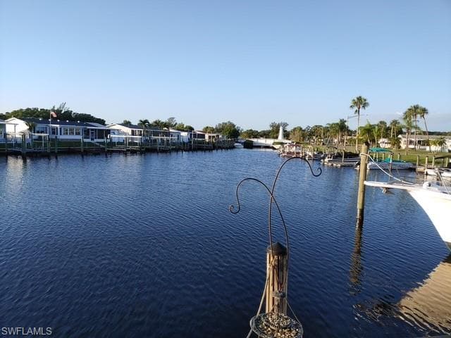 5563 Sir Walter WAY NORTH FORT MYERS, FL 33917