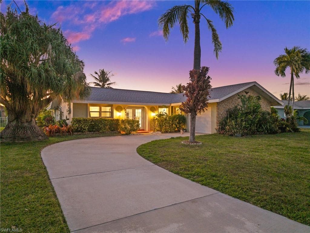 4910 Sorrento CT CAPE CORAL, FL 33904
