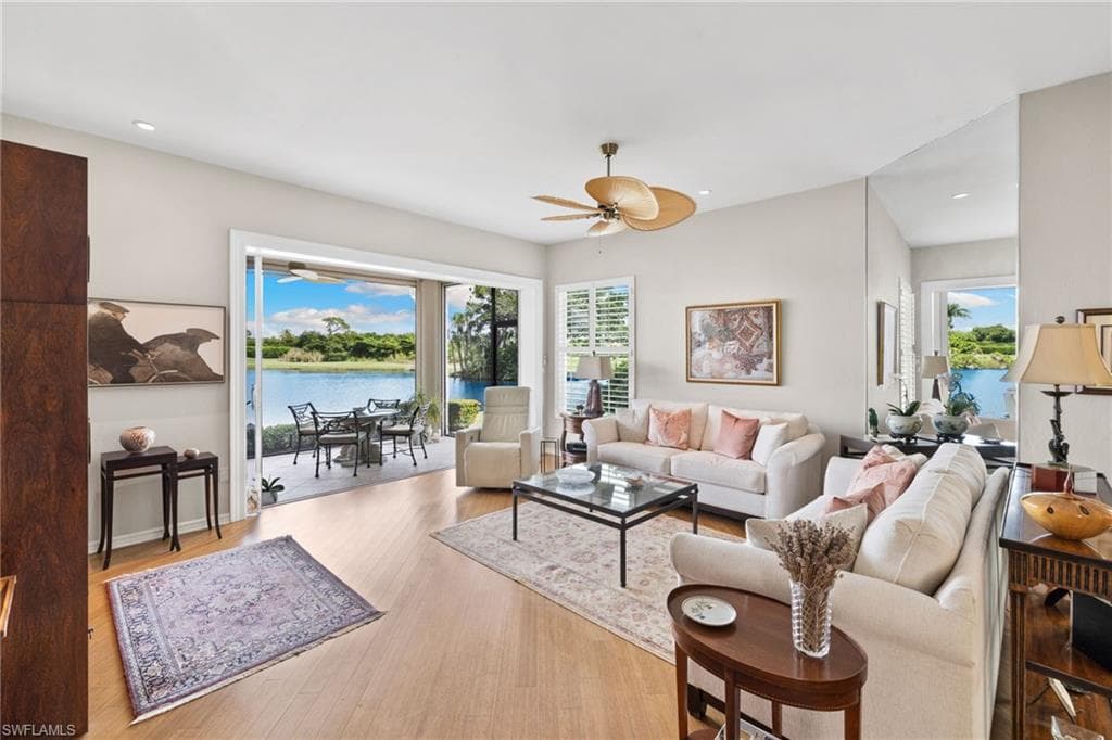 2153 Paget CIR NAPLES, FL 34112