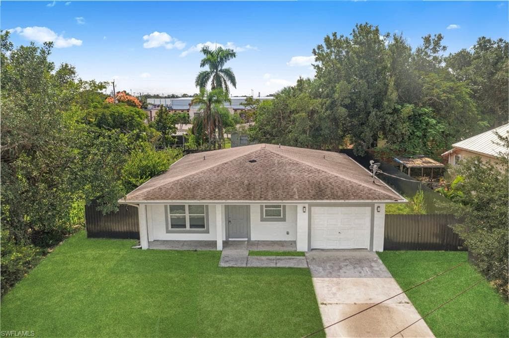 2810 Dunbar AVE FORT MYERS, FL 33916