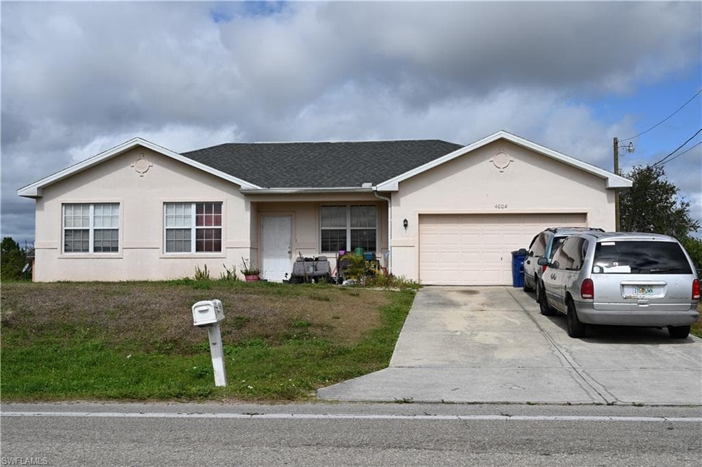 4004 8th ST SW LEHIGH ACRES, FL 33976