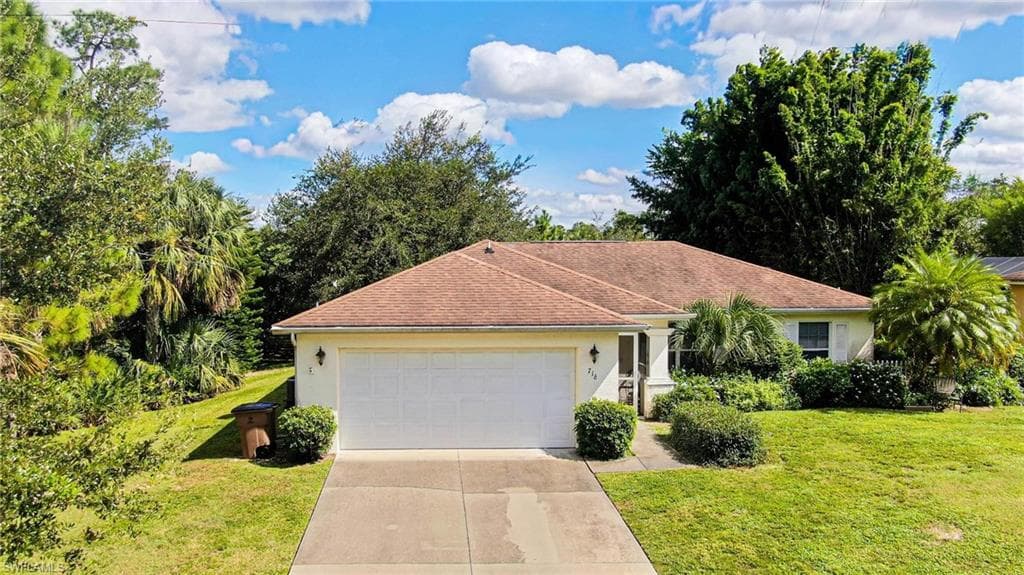 716 8th AVE LEHIGH ACRES, FL 33972