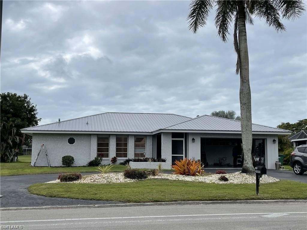 164 Pebble Beach BLVD NAPLES, FL 34113