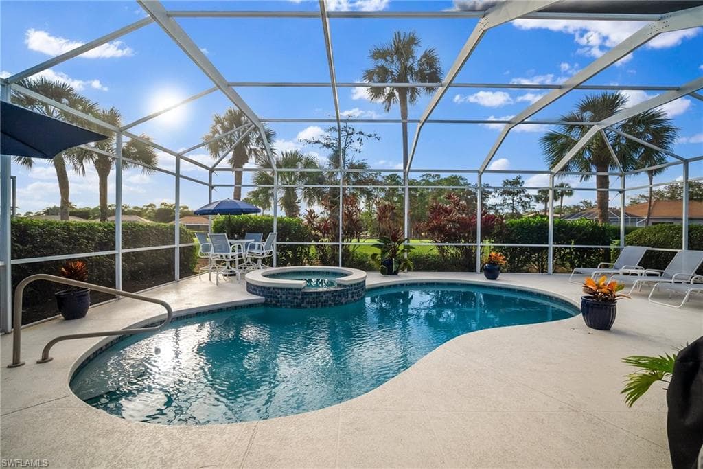 8625 Gleneagle Way NAPLES, FL 34120