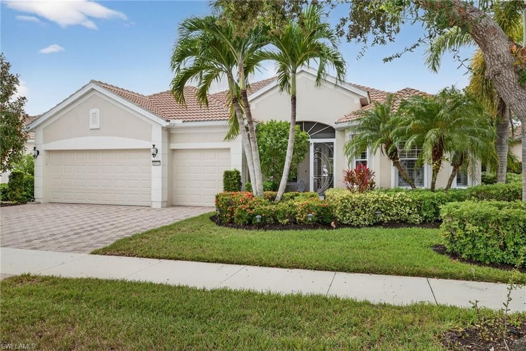28512 Finch TER BONITA SPRINGS, FL 34135