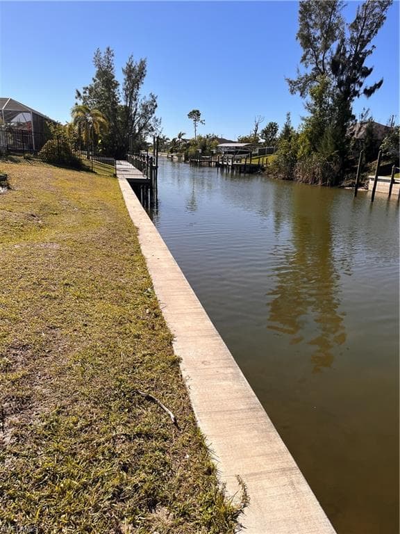 2124 SW 17th AVE CAPE CORAL, FL 33991
