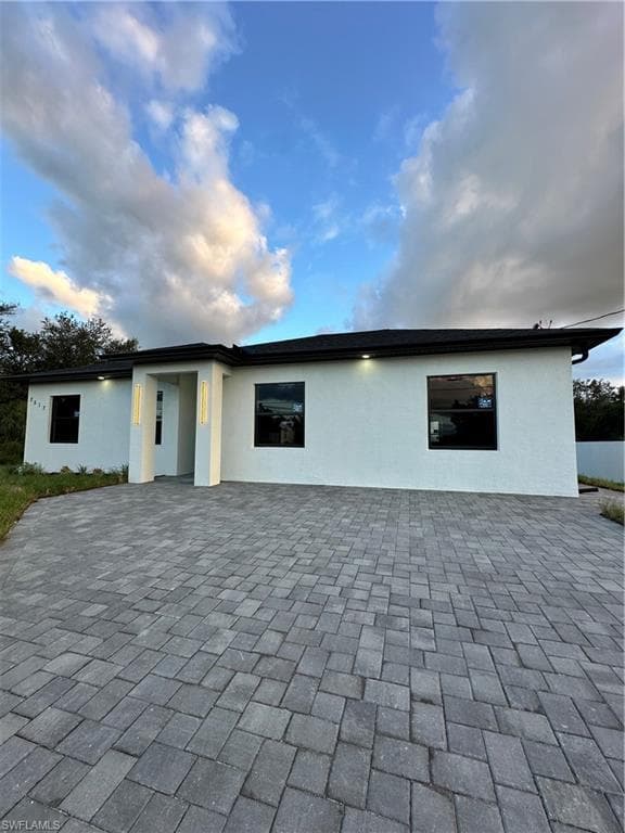 2517 54th ST SW LEHIGH ACRES, FL 33976