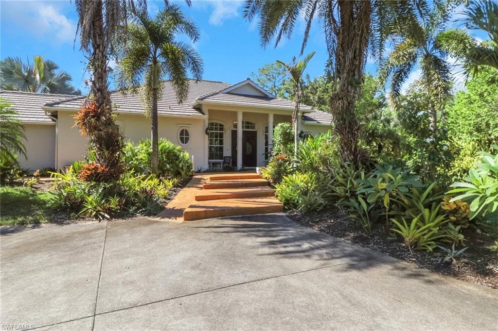4380 7th AVE SW NAPLES, FL 34119