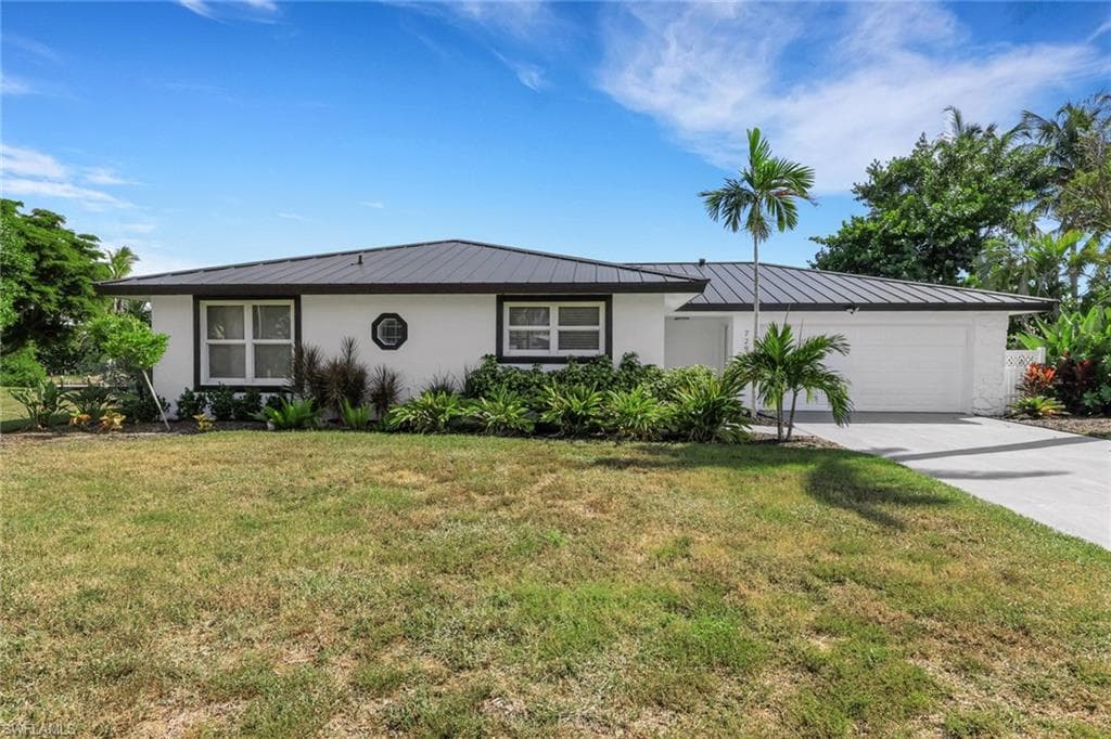 729 Sand Dollar DR SANIBEL, FL 33957