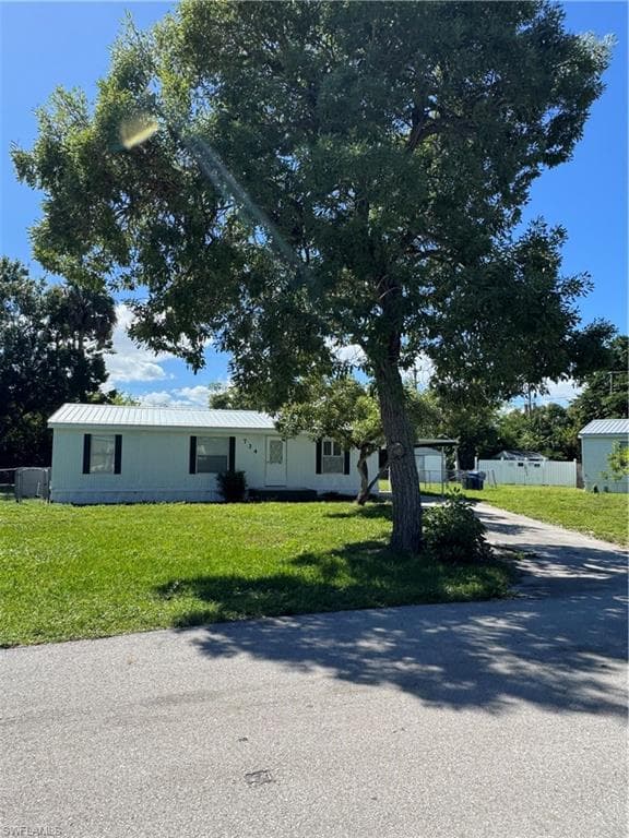 734 Midstate LOOP CLEWISTON, FL 33440