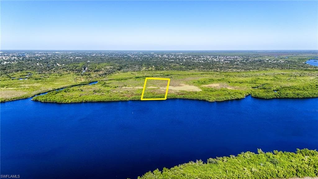 1352 Monterey CT PUNTA GORDA, FL 33983