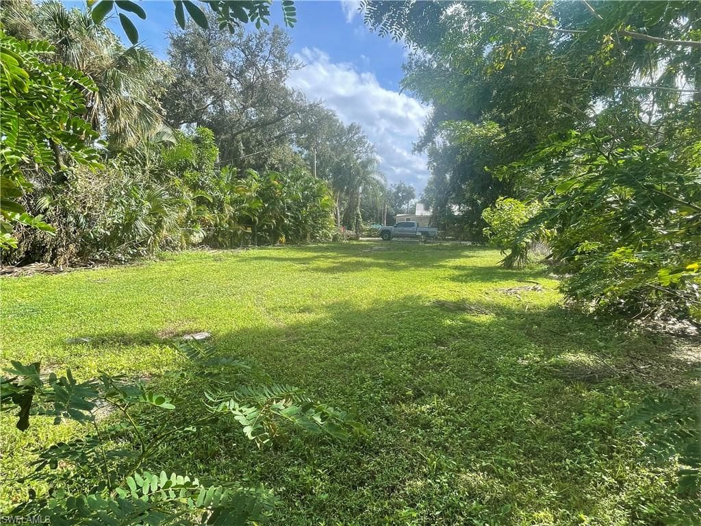 348 Capitol ST NORTH FORT MYERS, FL 33903