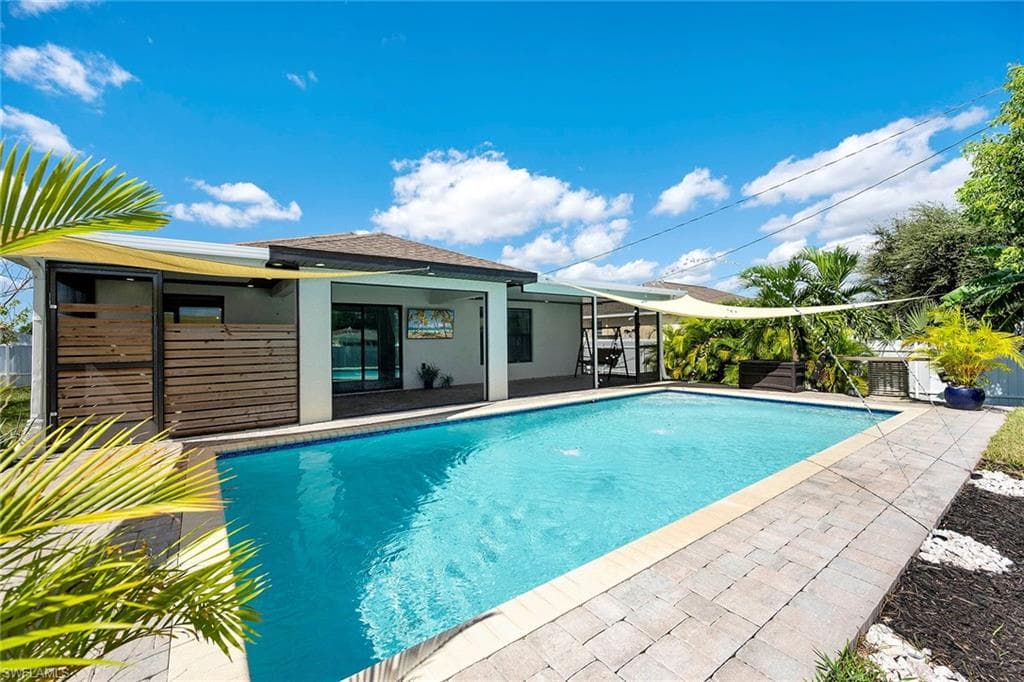 2809 NE 6th PL CAPE CORAL, FL 33909