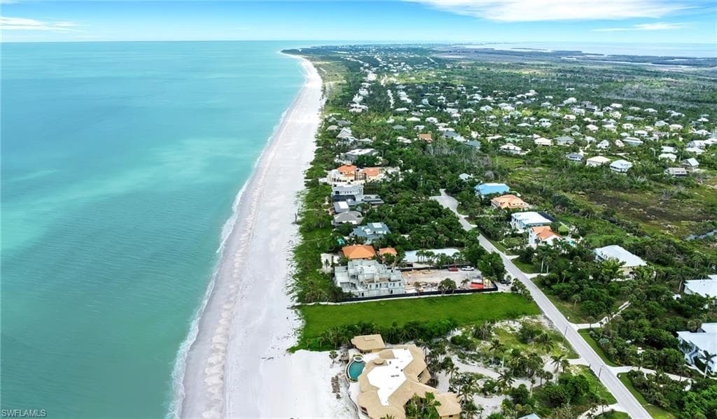 4319 Gulf DR SANIBEL, FL 33957