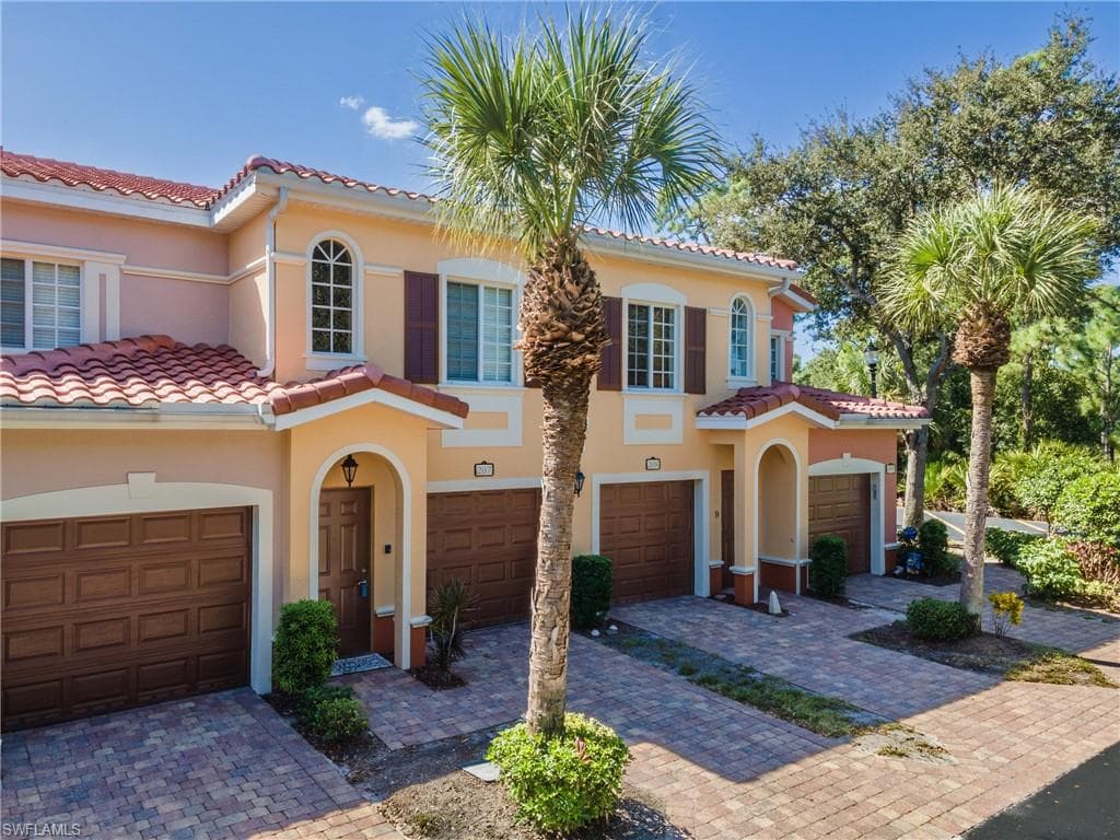 10001 Villagio Gardens LN 207 ESTERO, FL 33928