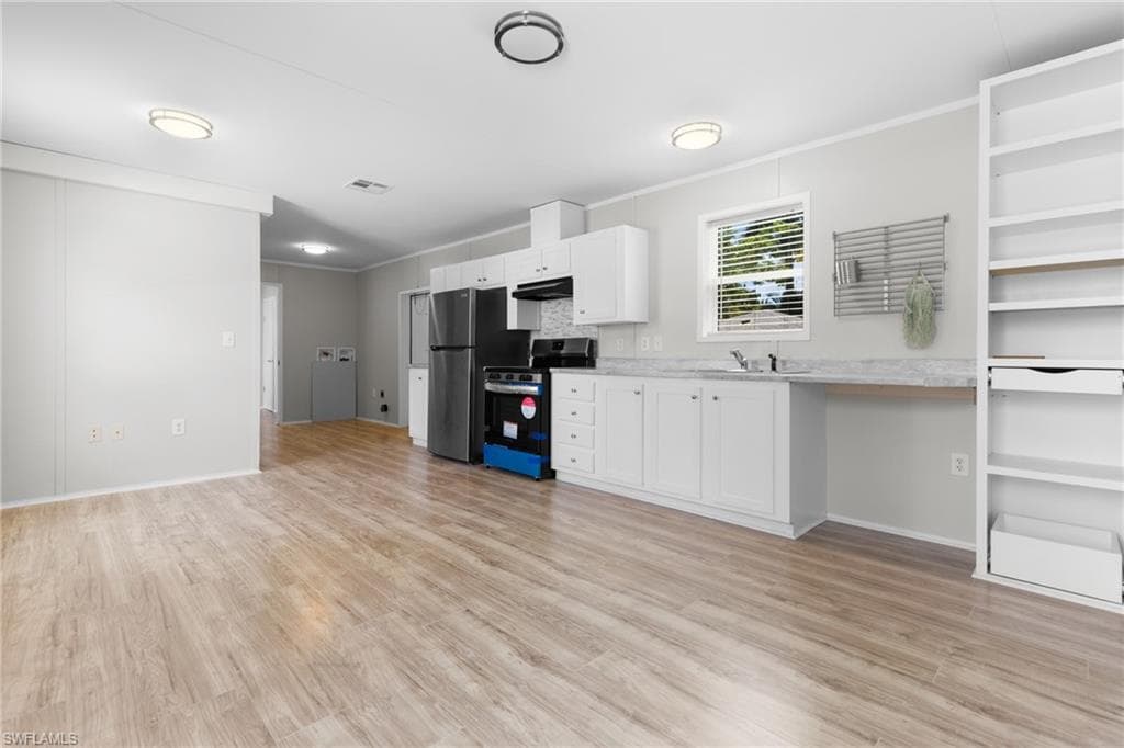5911 Eastling DR BOKEELIA, FL 33922