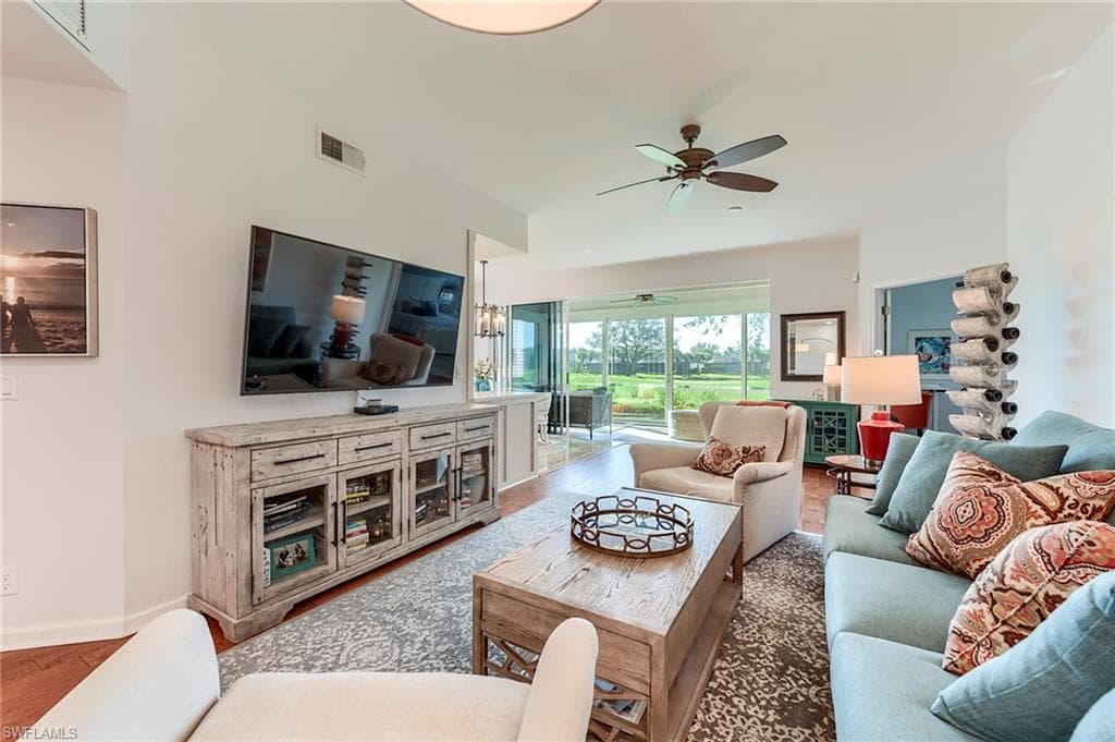 9241 Palmetto Ridge DR 101