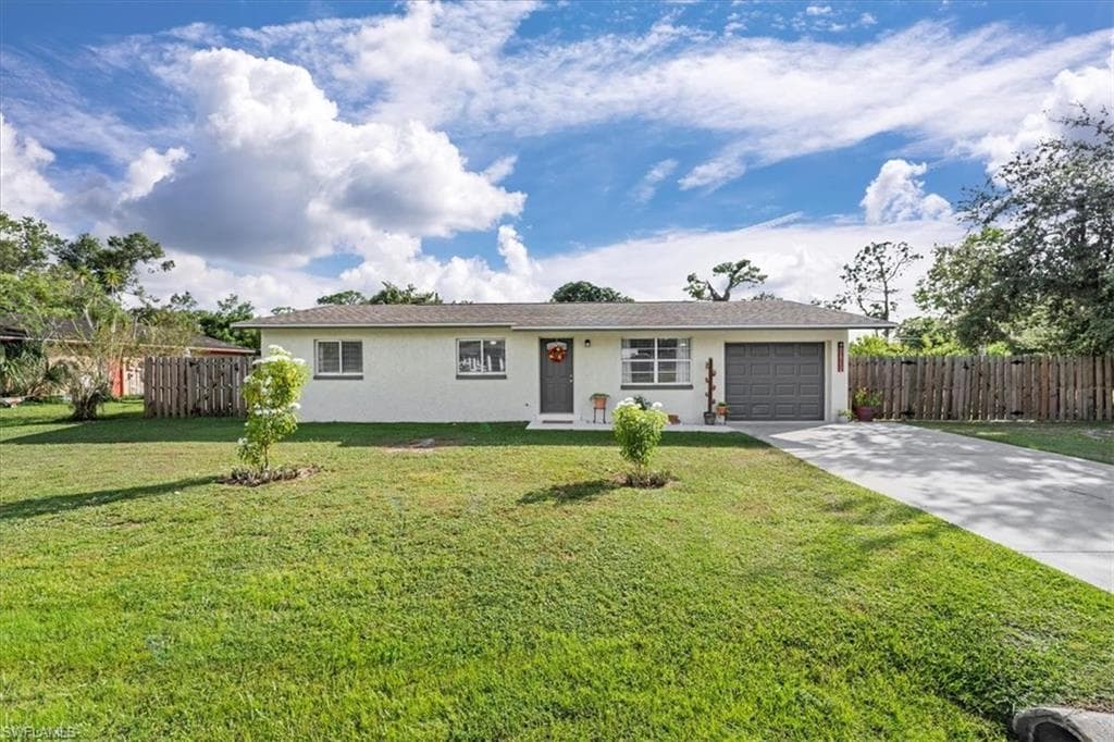 13625/627 Marquette BLVD FORT MYERS, FL 33905