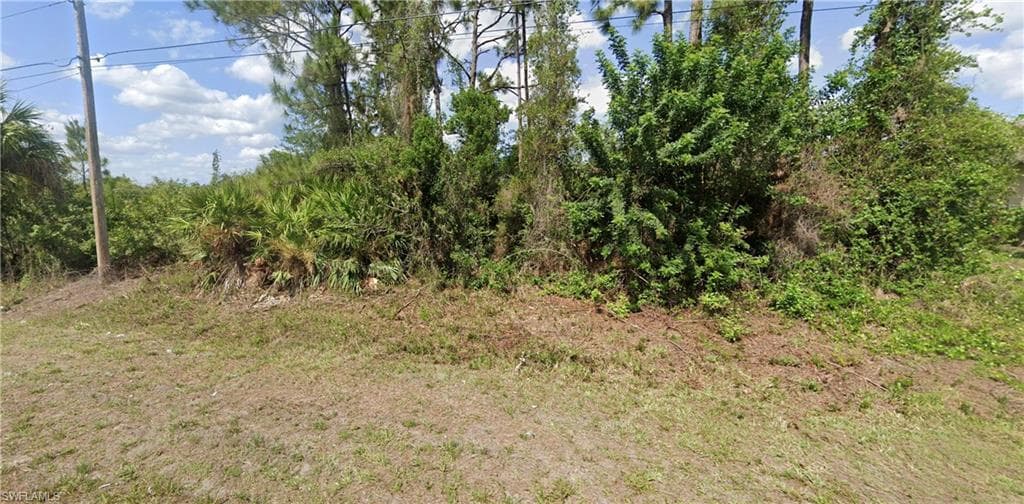 669-671 Creuset AVE S LEHIGH ACRES, FL 33974