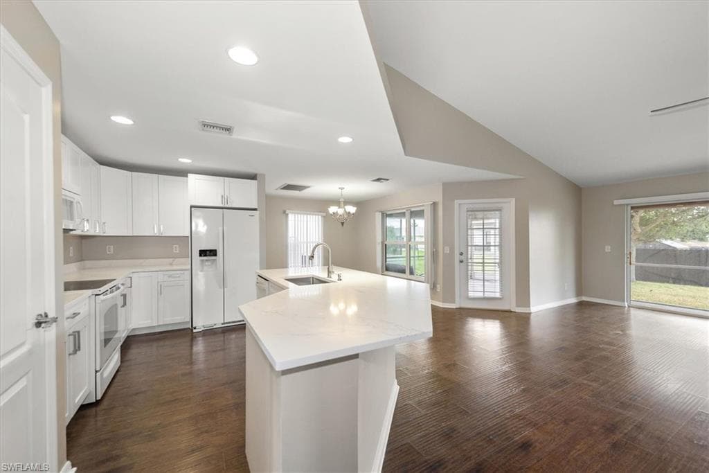 424 NW 14th ST CAPE CORAL, FL 33993