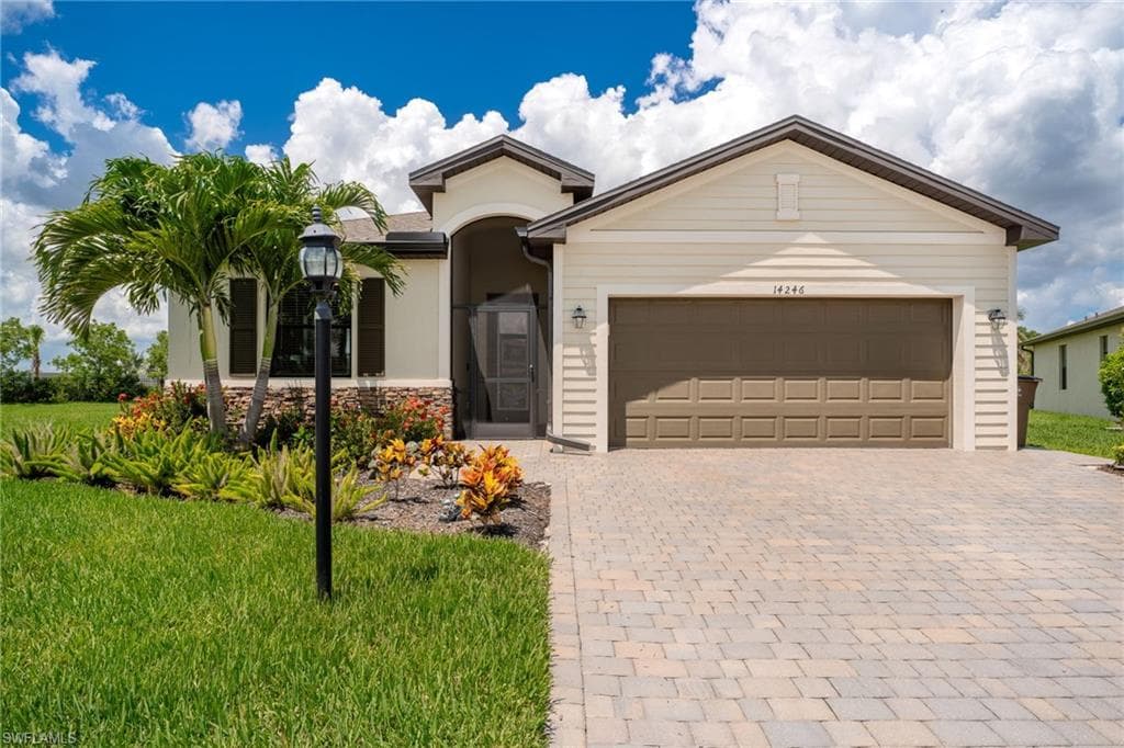 14246 Vindel CIR FORT MYERS, FL 33905