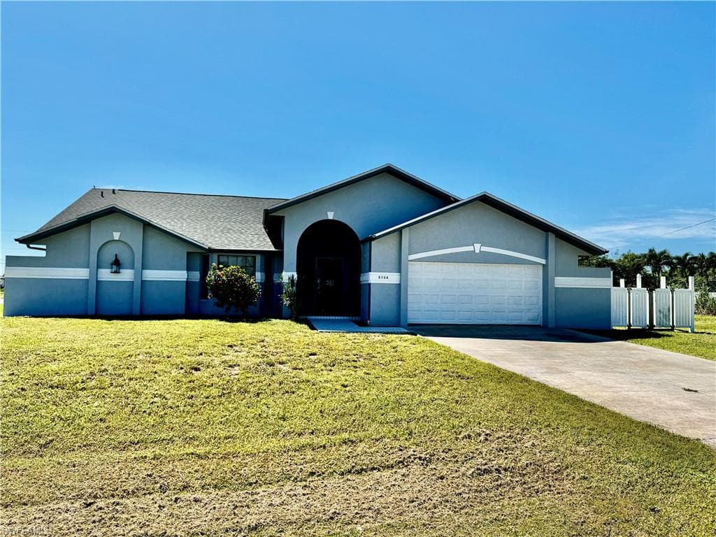 3704 SW 3rd ST CAPE CORAL, FL 33991