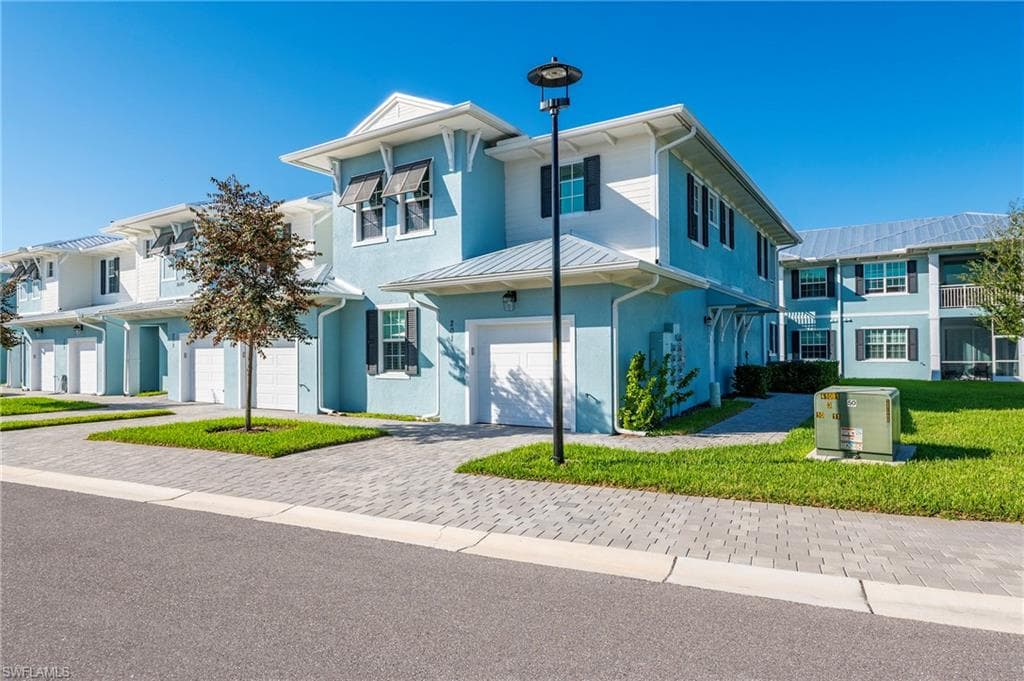 26401 Coco Cay CIR 101 BONITA SPRINGS, FL 34135