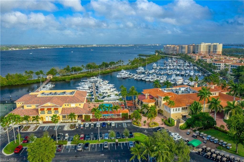 48' BOAT SLIP G-5 GULF HARBOUR MARINA FORT MYERS, FL 33908