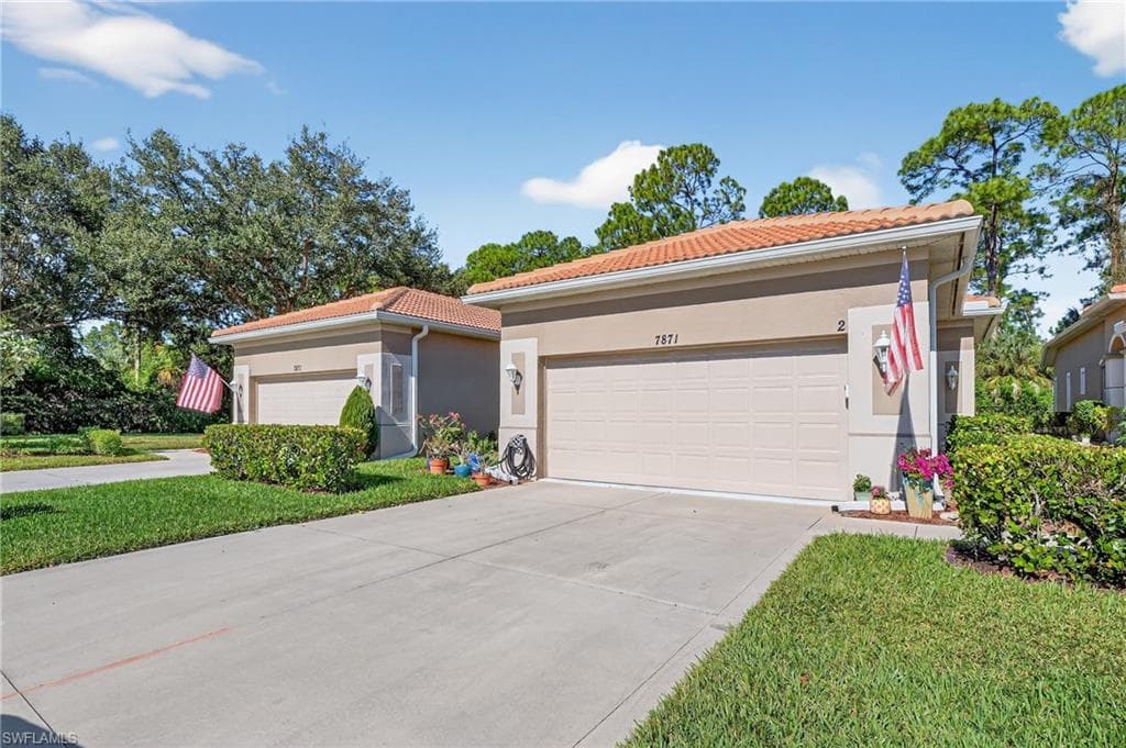 7871 Sanctuary CIR 108-2 NAPLES, FL 34104