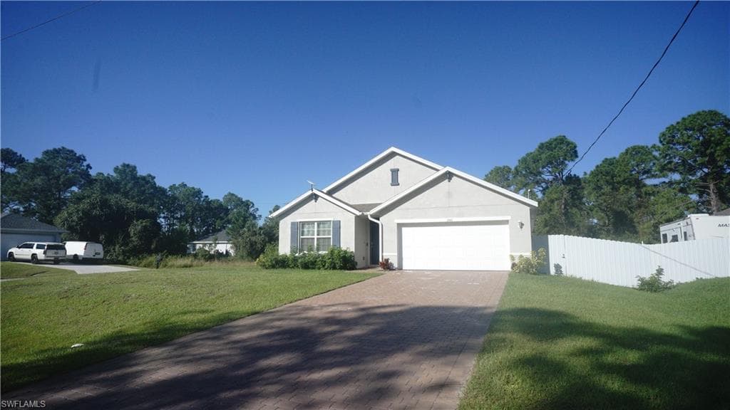 3301 Joan AVE N LEHIGH ACRES, FL 33971