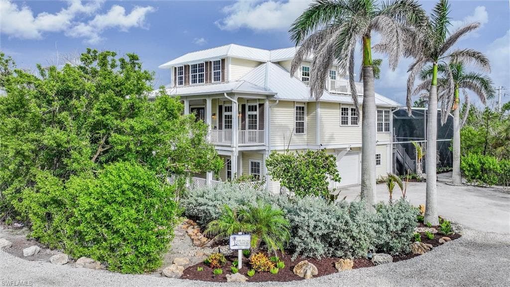 1124 Longifolia CT CAPTIVA, FL 33924