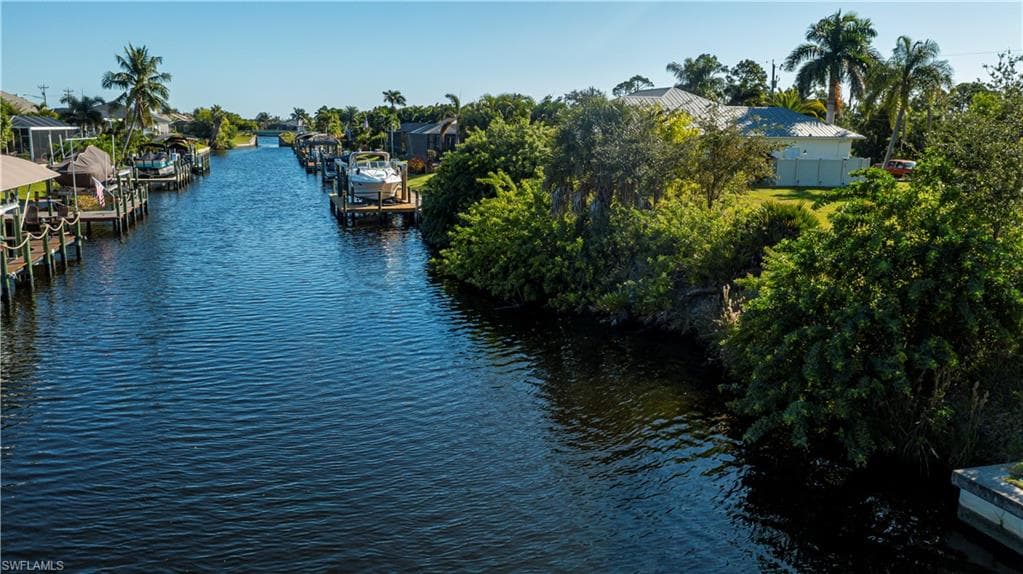 2625 SW 28th TER CAPE CORAL, FL 33914