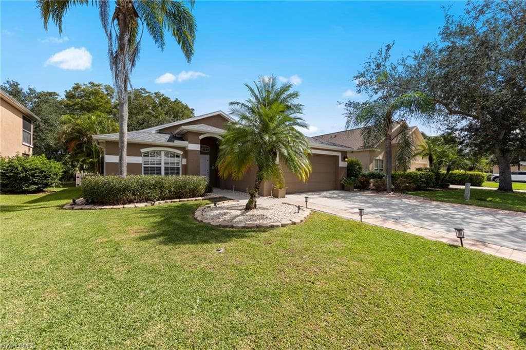 11272 Cypress Tree CIR FORT MYERS, FL 33913